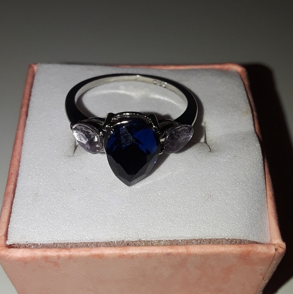 Sapphire and amethyst ring size 6, brand new - Picture 4 of 4
